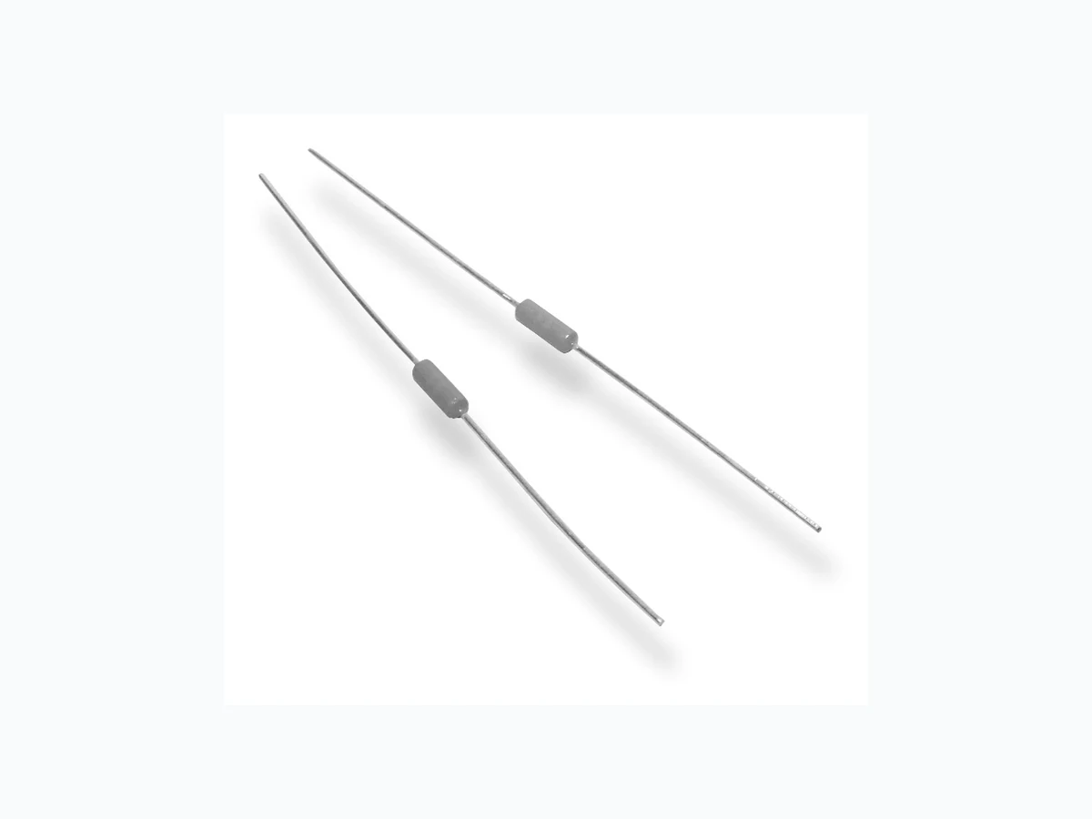 ZR0204C integrated circuit reference