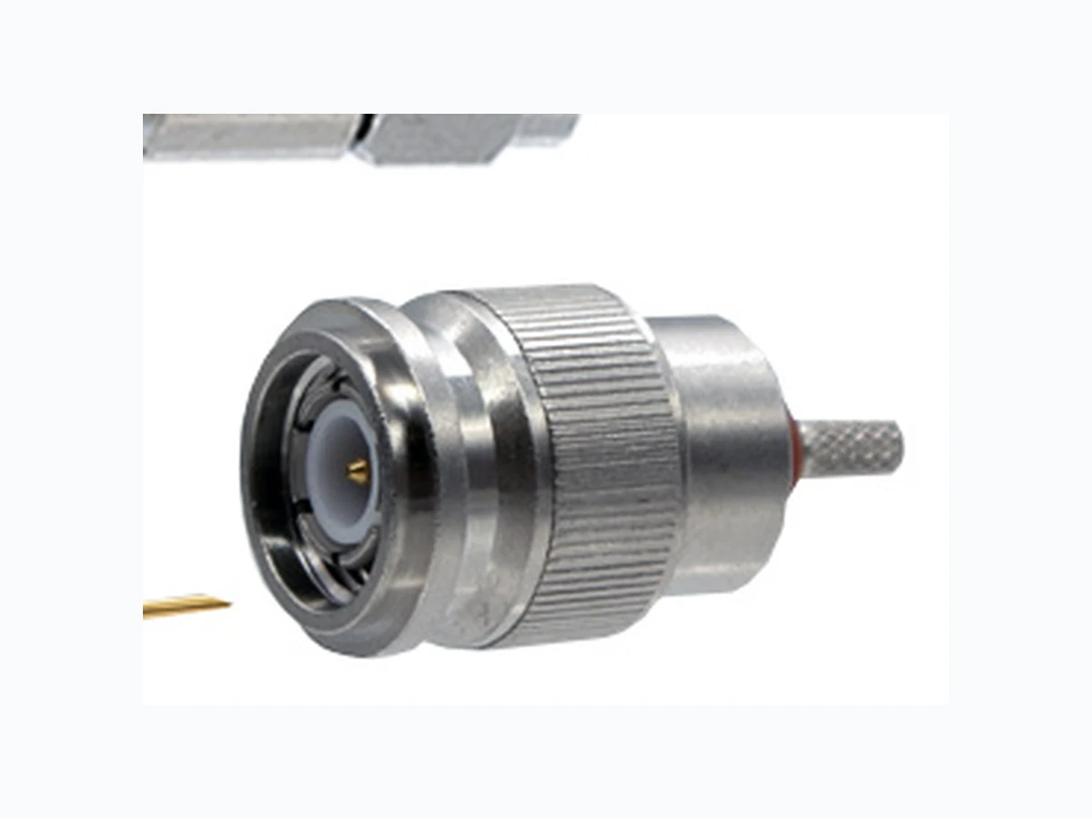 IP40 integrated circuit reference